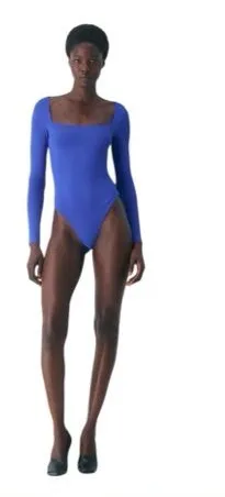 Aritzia Original Contour Bodysuit XS thumbnail 1