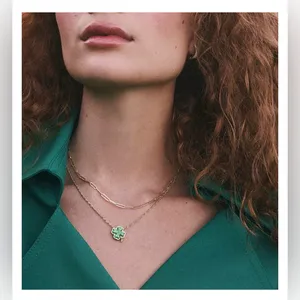 Kendra Scott Clover Short Pendant Necklace thumbnail 4