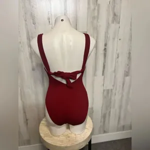 Red swimsuit Red thumbnail 2