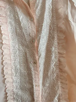 Source Unknown Delicate Lace-Trim Pink Women’s Blouse thumbnail 2