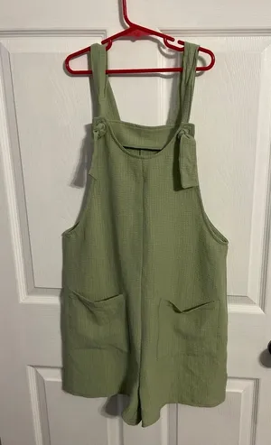Emery Rose Dual Pocket Overall Romper Size XS thumbnail 1