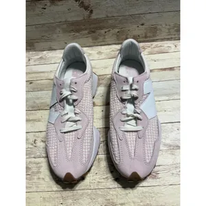New Balance 327 Sneakers Women's Size 10 Pink White Gingham Viral Seersucker NEW thumbnail 2