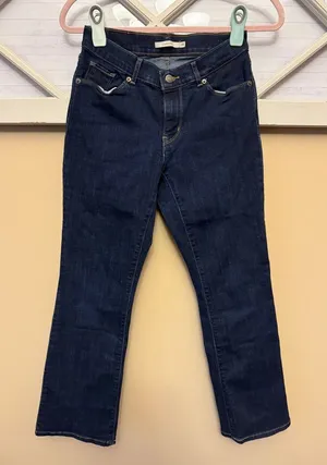 Levi's Jeans Womens 26 Classic‎ Boot Mid Rise Dark Wash Western Blue Denim thumbnail 1