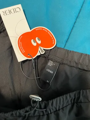 Womens cider Shorts XL thumbnail 2