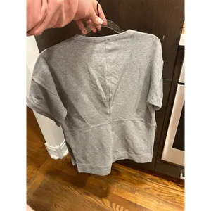 Lululemon Cut Above Tee‎ Side Slit Terry Cloth Short Sleeve Sweatshirt Gray 6 thumbnail 2