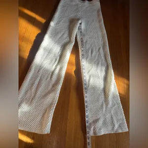 House of Harlow 1960 Cream Knit Wide-Legged Pants with Sequins, Size XS, NWOT thumbnail 3