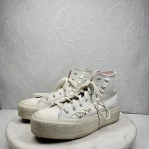Converse CTAS Lift High Top Platform Leather Ruffle Sneakers Womens 6.5 White thumbnail 4