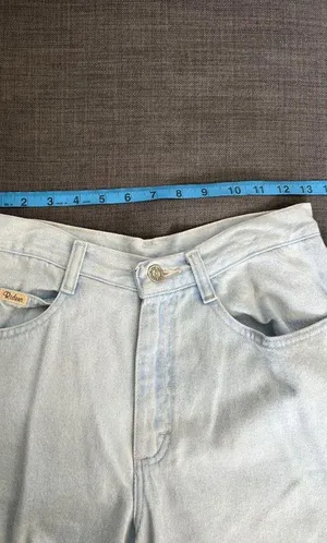 Vintage 90s Y2K Riders High Waist High Rise Denim Mom Jean Shorts thumbnail 1