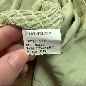 Petal & Pup Celine Top Puff Sleeve Tie Front Blouse in Green Women’s Size 10 thumbnail 7