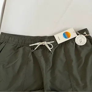 Vuori Sunwashed Short Oregano Size Large Elastic Waist Performance Loungewear thumbnail 11