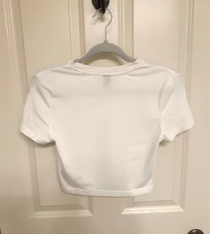 Shein Crop Graphic Tee  thumbnail 2