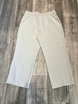 Lululemon Softstreme Cropped Pant Size 10 thumbnail 4