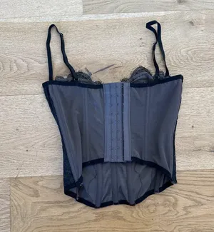 Urban Outfitters - Out From Under Modern Love Bustier Crop Top in Black thumbnail 3