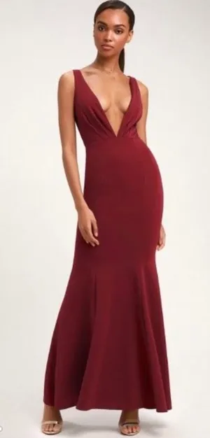 Lulus Gown thumbnail 1