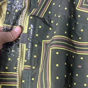686 Geometric Print Women's Ski/Snowboarding Jacket Outdoor Snow Sport Sz XS thumbnail 6