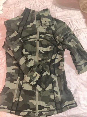 Lululemon Define Jacket thumbnail 1