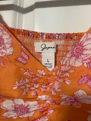 NWOT Floral Top Multi Size L thumbnail 3