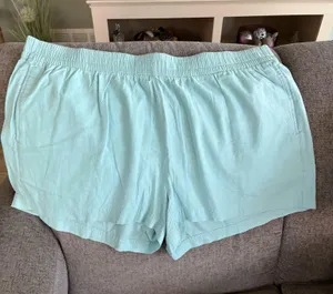 NWOT Old Navy size XXL teal shorts thumbnail 1
