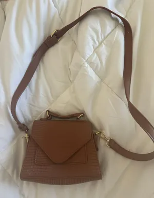 Brown Purse thumbnail 1