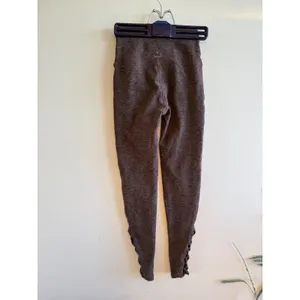 Beyond Yoga Womens High Waisted Space‎ Dye Strappy Ankle Leggings Plum XS thumbnail 2