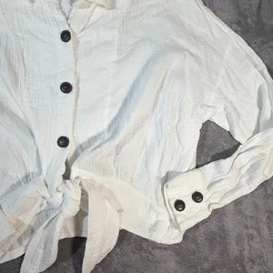 Free People Sunstreaks Tie-Front Shirt White Gauze Button Down Boho Cropped LRG thumbnail 5
