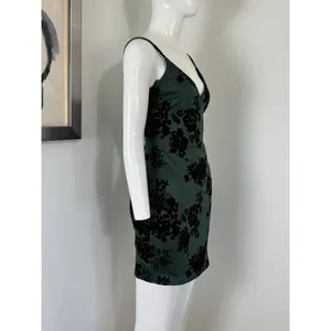 Windsor Women’s Green Velvet Floral Whimsigoth Dress Goth Grunge Stretch Size S NWT thumbnail 3