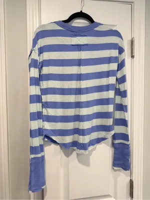 NWOT Free People We The Free Size XS Blue Cream Striped Thermal Knit V Neck Top thumbnail 7
