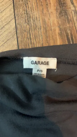 Garage Sleeveless Cropped Ruched Grey Top thumbnail 4