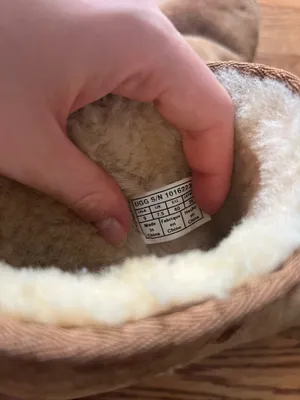 UGG Boots thumbnail 4