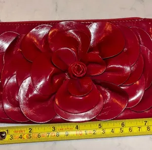 LULU Red Wristlet thumbnail 7