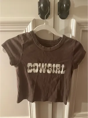 Brandy Melville Top  thumbnail 2