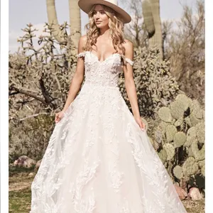 Lilian West Bohemian Off-The-Shoulder A-Line Wedding Gown with Lace Size 14 thumbnail 2