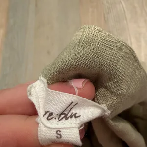 re:du Boxy Cropped Top Size S Sage Green Rayon Boat Neck Cap Sleeve S25X1002-T thumbnail 2