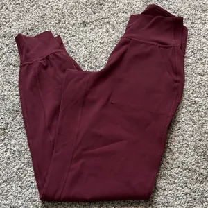 Lululemon Align Joggers *Full Length size 2 thumbnail 1