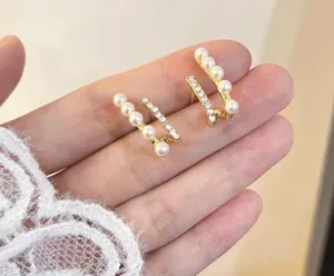 Double layer pearl zircon earrings 2023 new trendy simple cold unique earrings thumbnail 2
