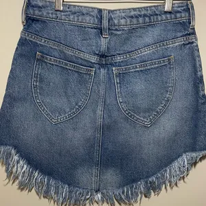 Free People Bailey Denim Mini Skirt Size 28 thumbnail 5