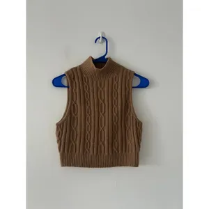 Alo Yoga Cable Knit Winter Bliss Mock Neck Tank Toasted Almond M thumbnail 3