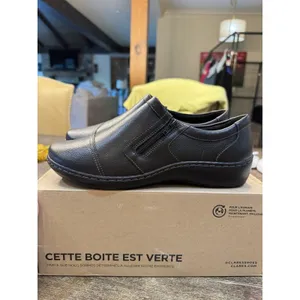 CLARKS Womens Cora Giny Cushioned Zip Loafer size‎ 10 XW Tumbled Leather thumbnail 3