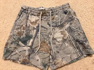 Men's Hollister camo sweat shorts thumbnail 1