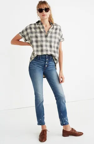 Madewell, size‎ 26, Slim Straight Jeans: Distressed Button-Front Edition thumbnail 1