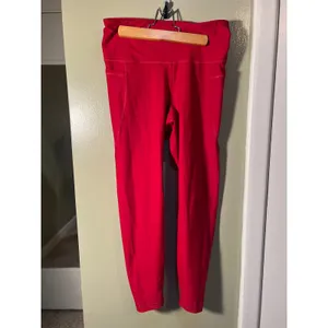 Old Navy Women's Elevate Legging Go Dry Side Pockets Red Active High Rise thumbnail 3