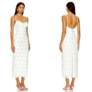 Saylor Calibria Daisy Embroidered Midi Dress in White EUC thumbnail 4