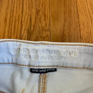 American Eagle super stretch midi jean shorts thumbnail 3