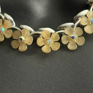 Vintage silver tone yellow Plumeria flowers necklace thumbnail 2