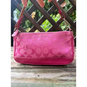 Coach Hot Pink Signature C Jacquard‎ Small Demi Baguette Shoulder Bag 6094 thumbnail 5