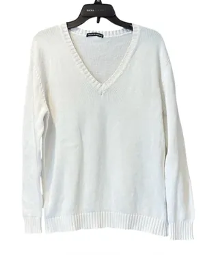 Brandy Melville‎ V Neck White Sweater 100% Cotton One Size Minimalist Top Shirt thumbnail 1