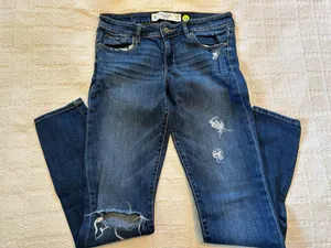 Abercrombie & Fitch Super Skinny Low rise Jeans Size 4R thumbnail 1