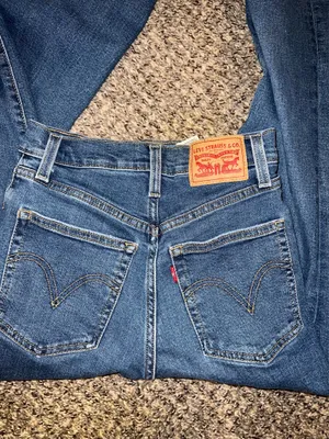 Levi’s Ribcage Bootcut Jeans thumbnail 3