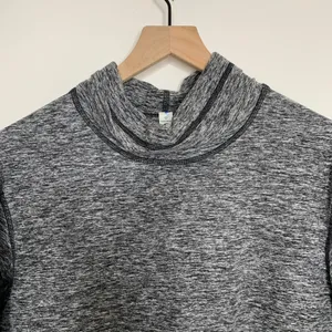 Lululemon Ready to Rulu Fleece Pullover Heathered Black Size 6 thumbnail 8