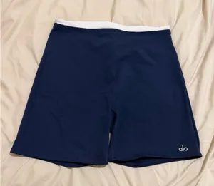 Alo Yoga Airbrush Shorts 5" thumbnail 1